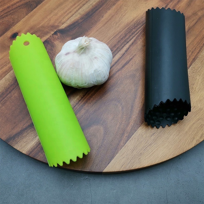 Hot Selling Easy To Use Silicone Garlic Peeler Garlic Roller Peeling Tube