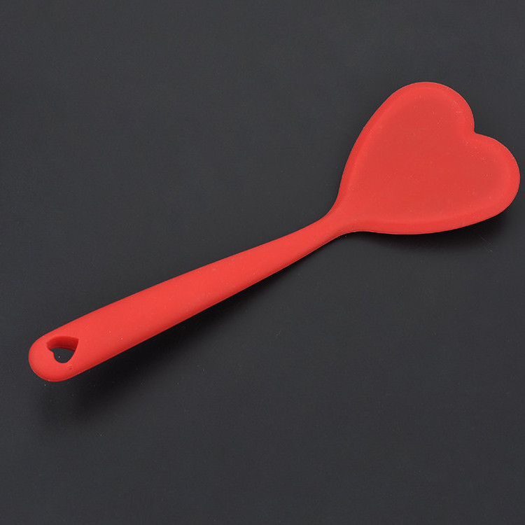 Silicone Wok Turner Kitchen Tools  Heart Shaped Non - Stick Fried Egg Spatula