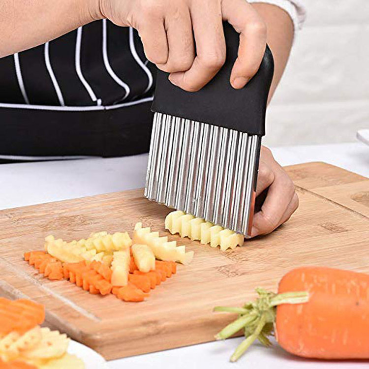 Stainless Steel Potato Carrot Chip Vegetable Crinkle Chopper Cutter French Fry Slicer