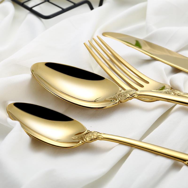 Palace Luxury Gold Stainless Steel Cutlery for Wedding Handle Carved Gold Flatware Set