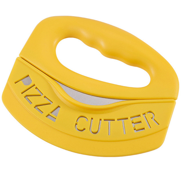 New Custom Multi Functional Stainless Steel Pizza Slicer with Plastic Handle semi-circular Pizza Cutter with cover