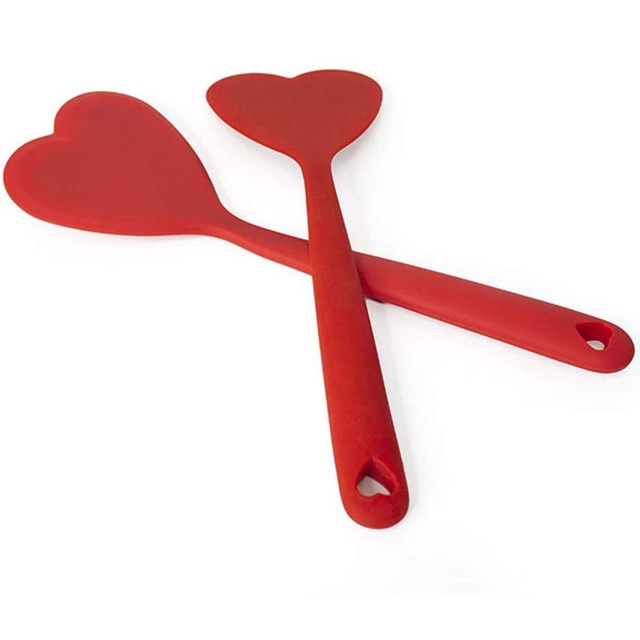 Lovely heart shape head silicone turner with good grip