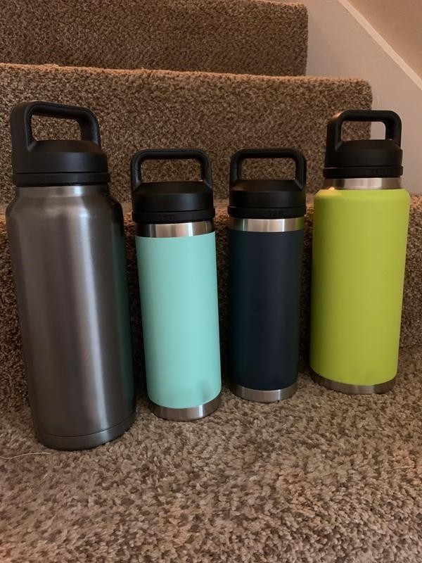 18 oz, 26 oz, 36 oz Stainless Steel Yetys Vacuum Insulated Thermos Gym Sports Drinking Water Bottle with Chug Cap