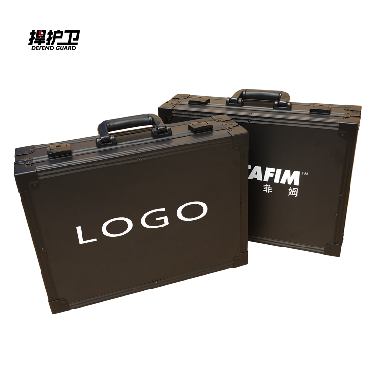 OEM ODM Wholesale Aluminum Briefcase Waterproof and Shockproof Soft Carrying Display Case Custom Foam Factory