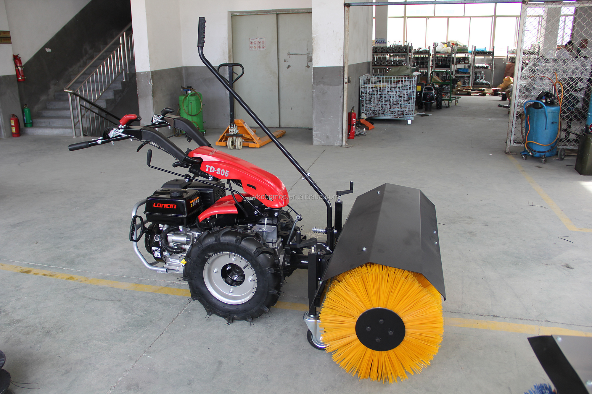 Walking  behind all gear drive,without any belt snow plow with low energy consumption Gasoline Multi function Snow Sweeper