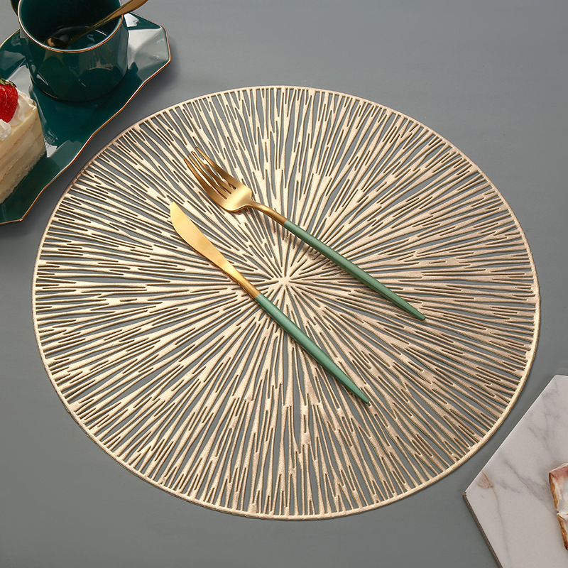 2023 Metallic Plastic Vinyl Place Mats Gold Round pvc Placemats for for Daily Use Wedding Anniversary Kitchen Table Decoration