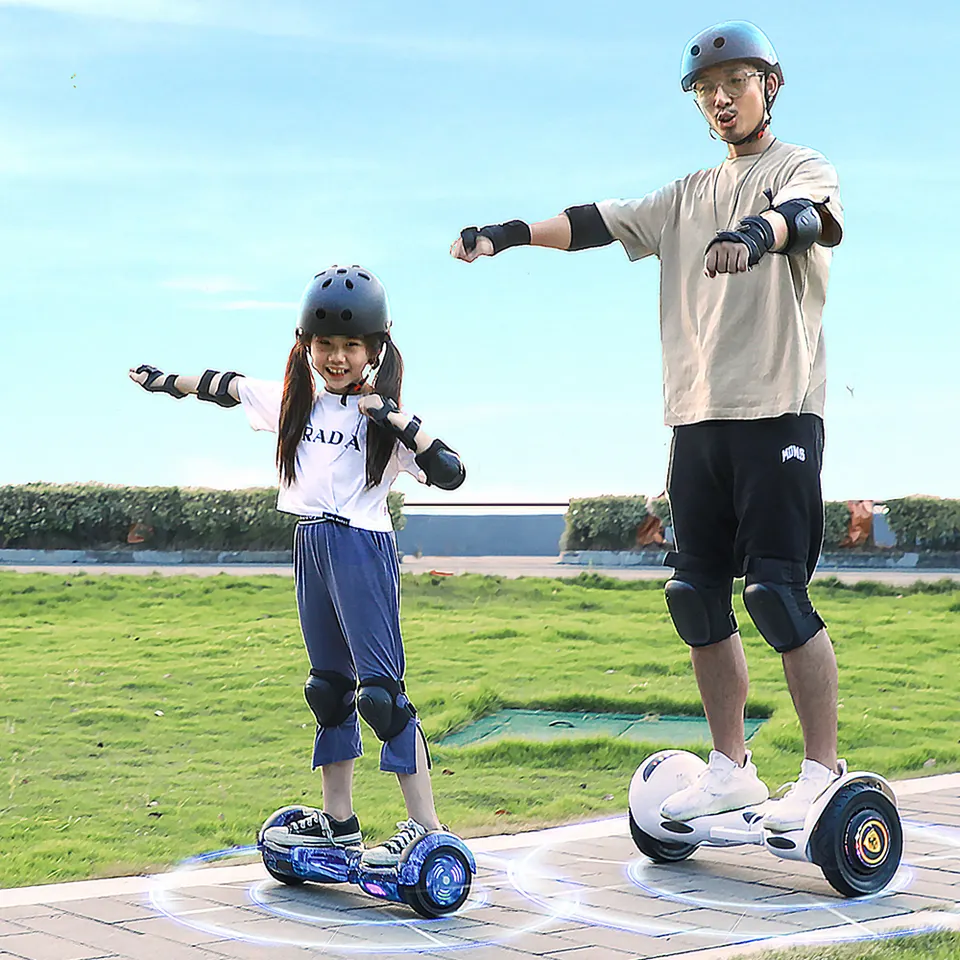 China Customized tire alignment and balance two footed kick scooter 6.5/8/10 Inch App Control hoverboard for kids 12-17 years