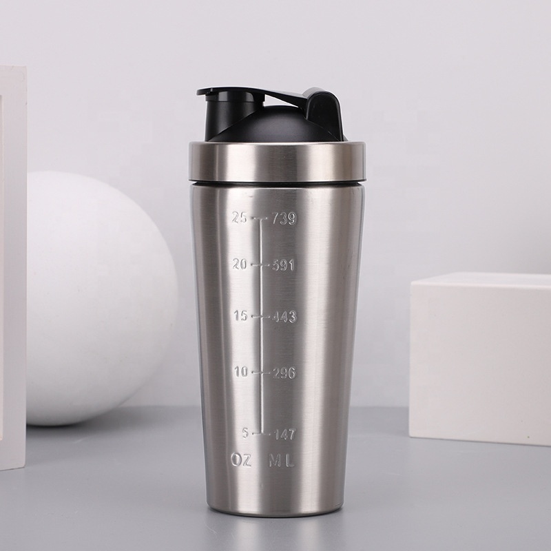 BPA Free 750ml Stainless Steel Shaker Bottle Single Wall Gym Blending Protein Shaker Bottle with Mixing Ball Custom Logo