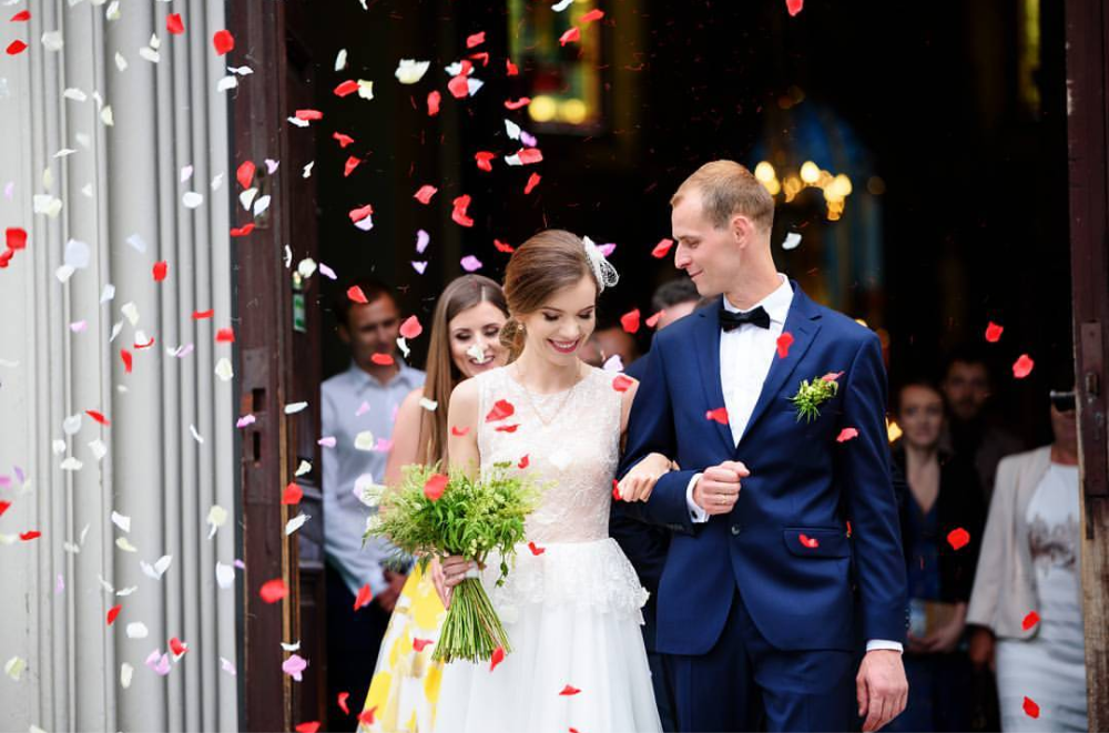 Ecofriendly Event&Party Supplies Confetti Cannon Rose Petals Wedding Handheld Confetti Shooters Cannon Party Poppers