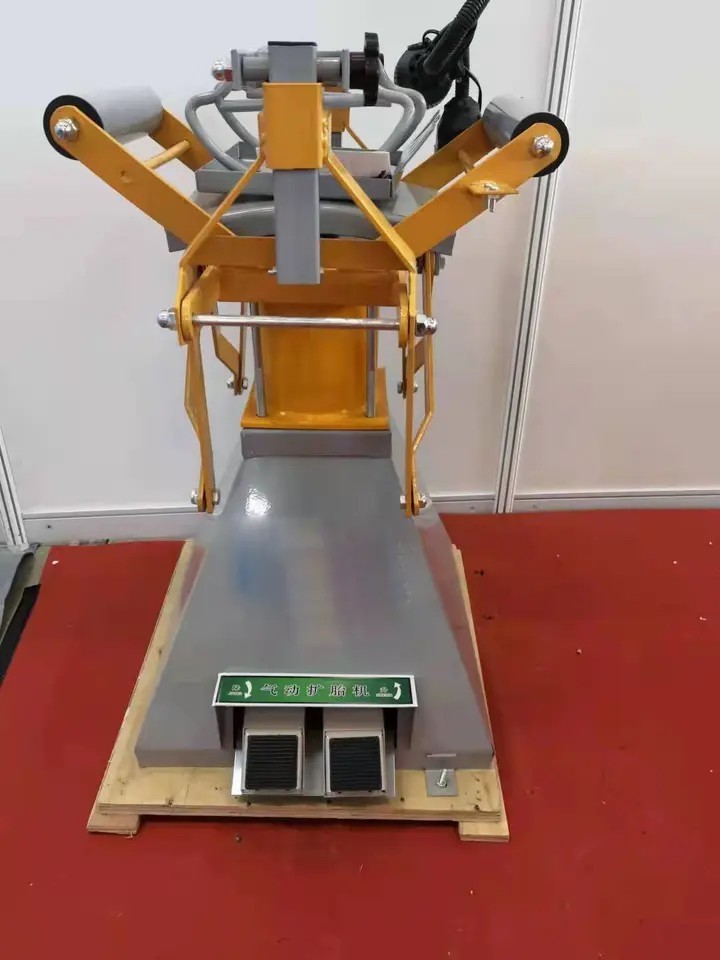 Hot sale Pneumatic car tyre expander car tyre spreader with CE certificate