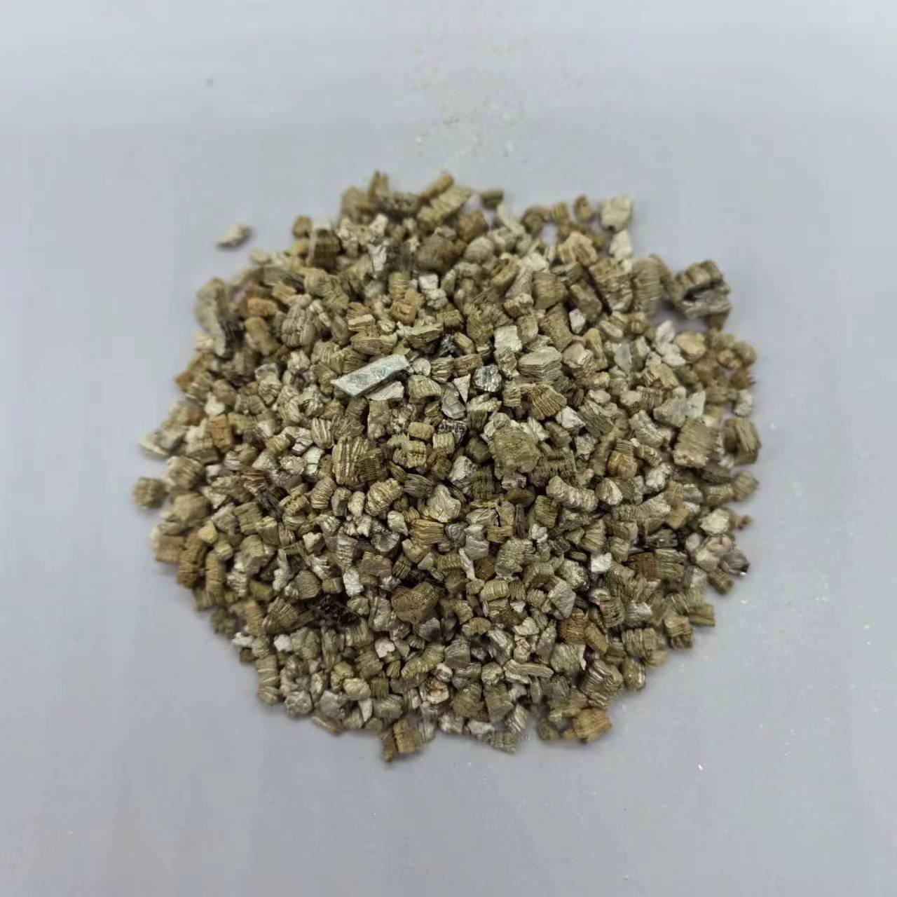 Strong water absorption building materials vermiculite sachet exfoliated crude vermiculite isolation vermiculite