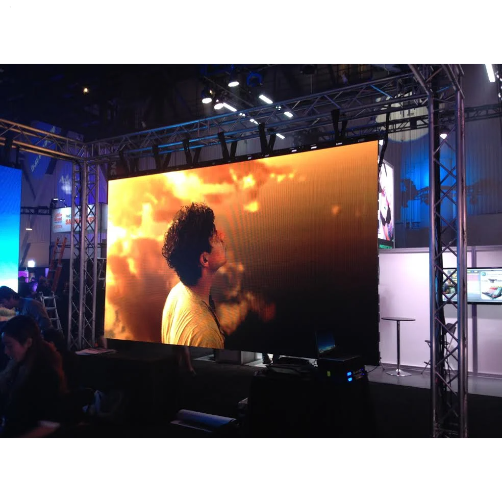 4K HD Led Display Screen Indoor P2 P25 P3 P391 P4 Advertising Ledwall Indoor Full Color Rental Mobile Video Wall Maze Led Module