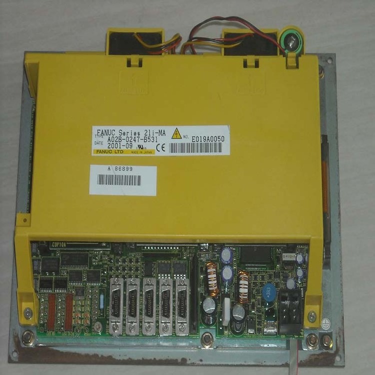 FANUC Spare Parts   LCD monitor A02B-0247-B531 21i-M A20B-8100-0137