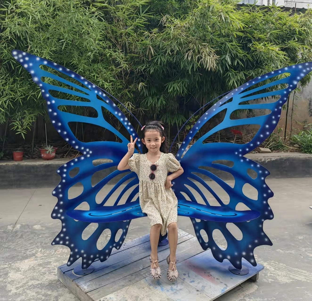 Modern metal art butterfly garden art chair statue home yard decoration outdoor display stainless steel sculpture for sale