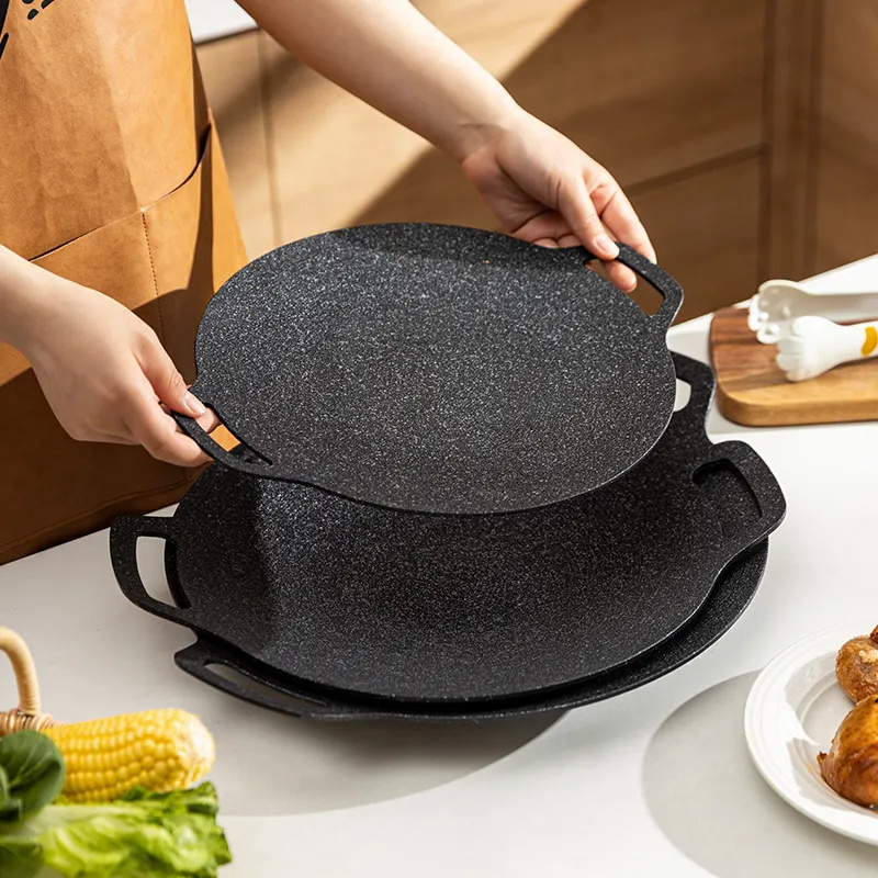 Wholesale Non stick Cast Iron Camping Round Frying Pan Pre Seaoned Griddle Grill Pan For outdoor and kitchen cooking