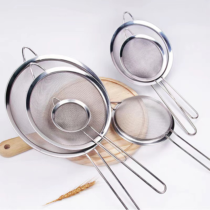 18cm Wholesale Stainless Steel Mesh Colander In Kitchenware Oil Spoon Filter Skimmer Sieve Colander Mesh Strainer