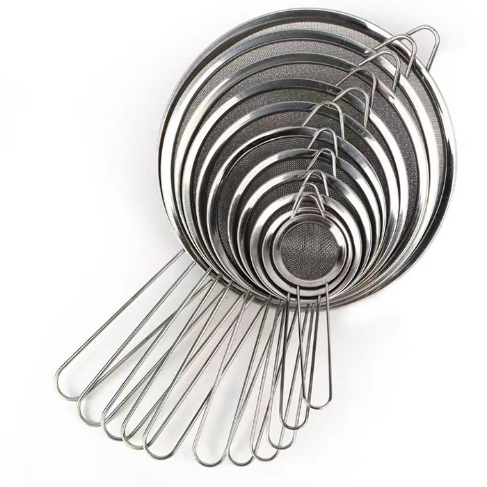 18cm Wholesale Stainless Steel Mesh Colander In Kitchenware Oil Spoon Filter Skimmer Sieve Colander Mesh Strainer