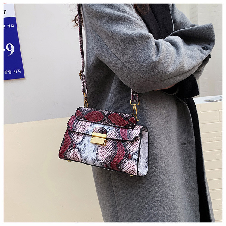 Fashion Ladies Pu Leather Snake Skin Purse Small Square Bag 2022 Handbags For Women Shoulder Messenger Bag Women Handbag