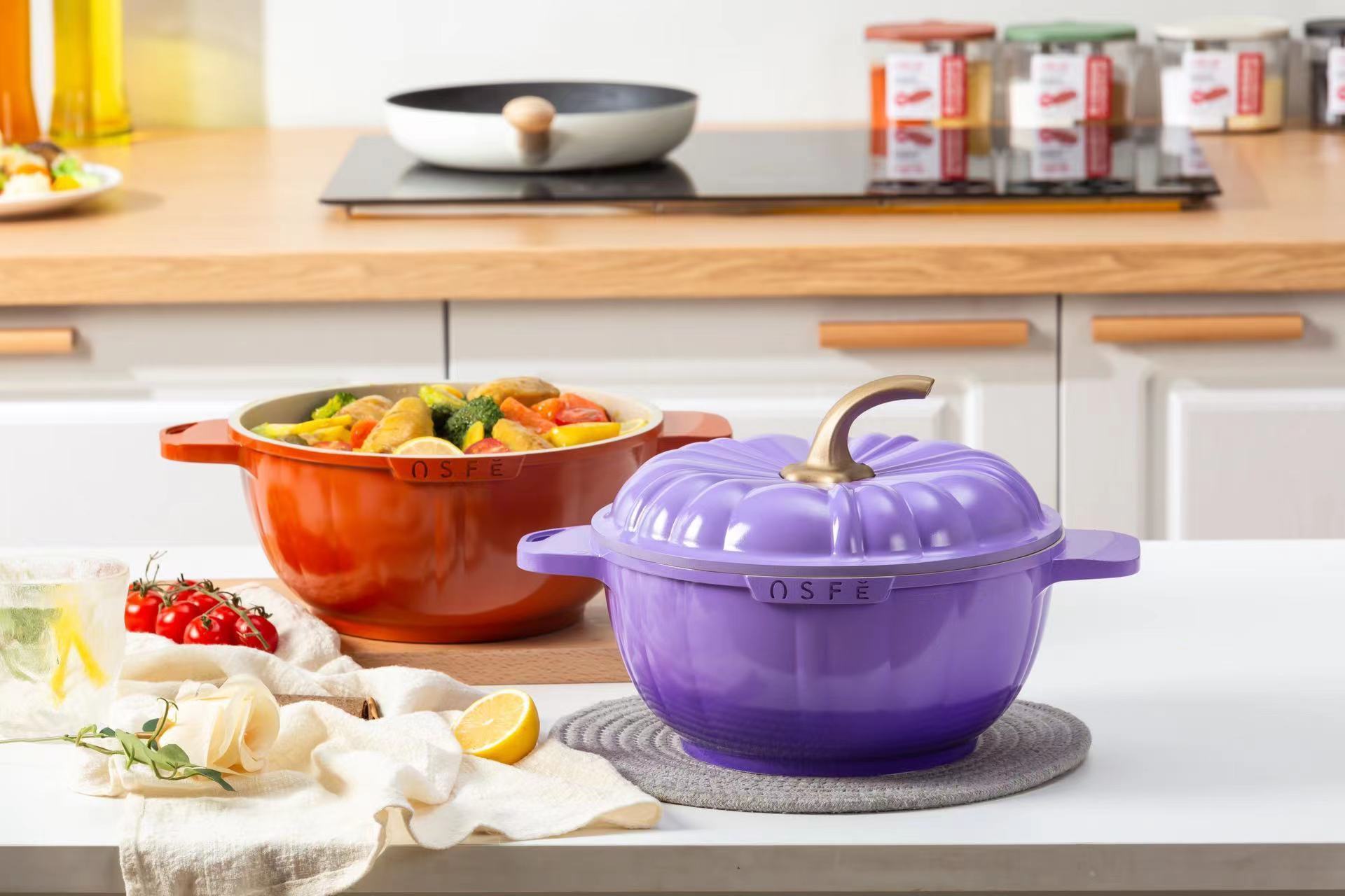 Factory Outlet 24cm Pumpkin Shape Aluminium Die Cast Casserole/Stew Pot Enamel Soup Pot with Lid for Cooking Oven