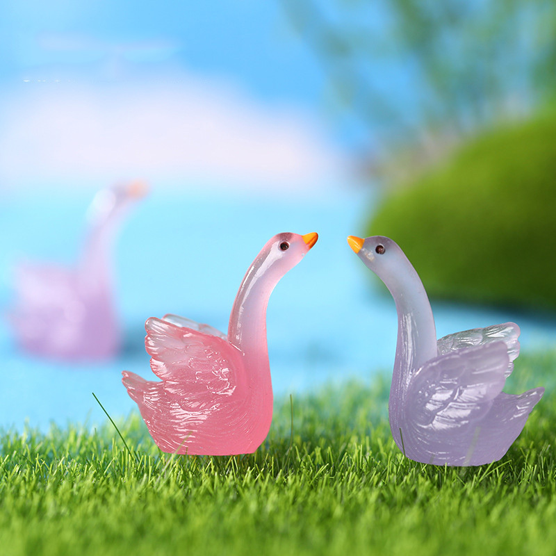 New Luminous Goose Swan Glow-in-the-dark Miniatures Fairy Garden Decor Resin Craft Feature Decoration Small Animal DIY Supply