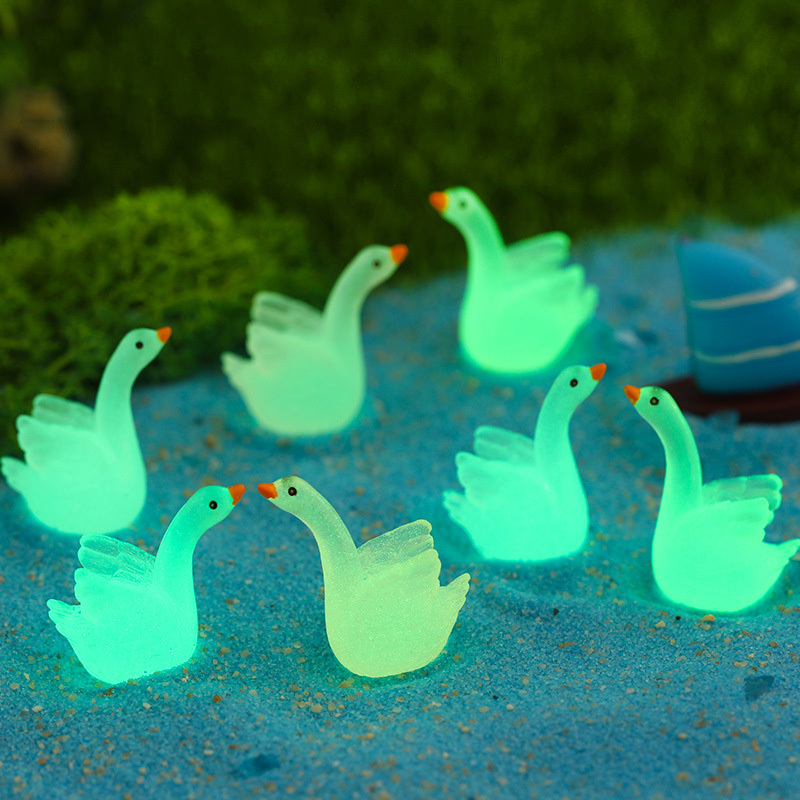 New Luminous Goose Swan Glow-in-the-dark Miniatures Fairy Garden Decor Resin Craft Feature Decoration Small Animal DIY Supply