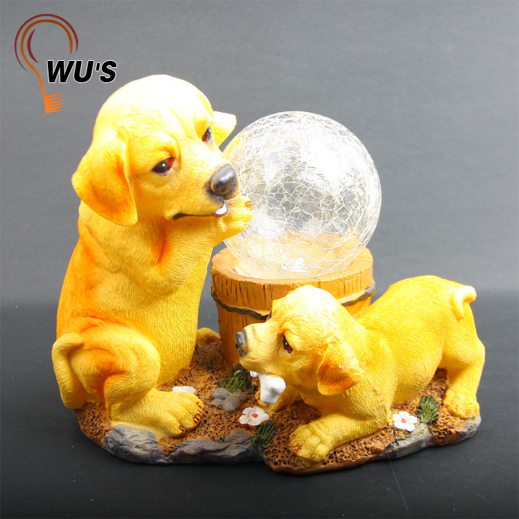 Wus Hot sale cute dog decorative garden sun resin animal shaped solar garden lights night RGB led light waterproof on table