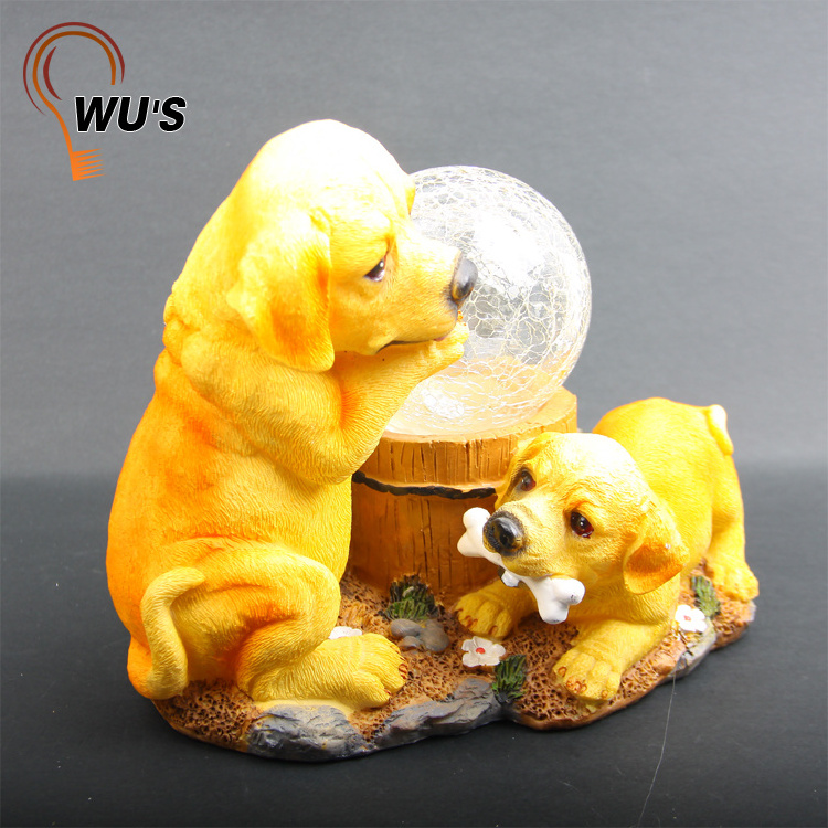 Wus Hot sale cute dog decorative garden sun resin animal shaped solar garden lights night RGB led light waterproof on table