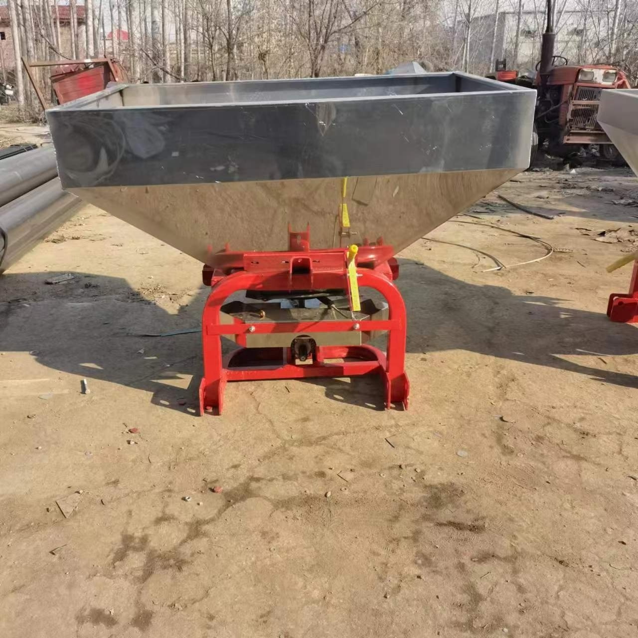 High Quality Agricultural Machinery two Disk fertilizer spreaders for tractor