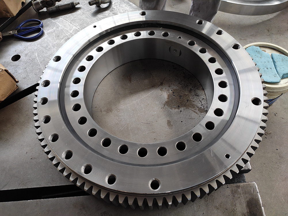 AW-120TG excavator slewing bearing AW-125S swing bearing AW-160SX slewing bearing replacement