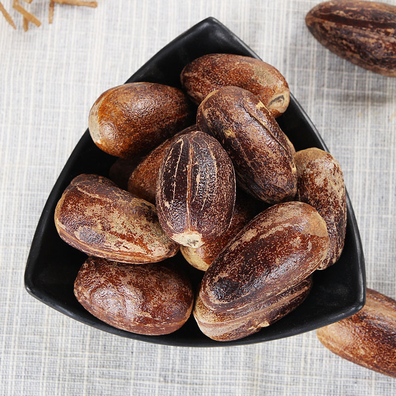 Wholesale Factory Price Long Semen Myristicae Nuts Dry Spices Seasoning Dried Whole Nutmeg with Shell