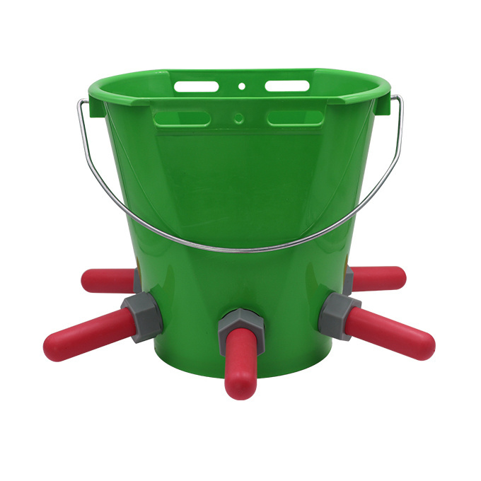 8L Plastic Calf Milk Buckets Cattle Feeding Milk Bucket Cattle Fence Wire Hanging Calves Milk Feeder With Teats