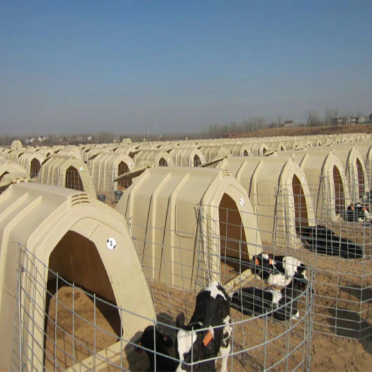 Calf Hutch Calves Nursing Crates Cattle Equipment Durable PP Calves Hutch Fence Warm Insulation Crate Fences