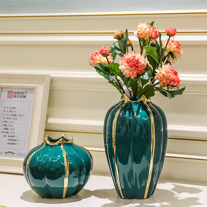 Modern Glazed Ceramic Art Decor Green Gold Pumpkin Vase for Home or Wedding Artificial Flower Ornaments