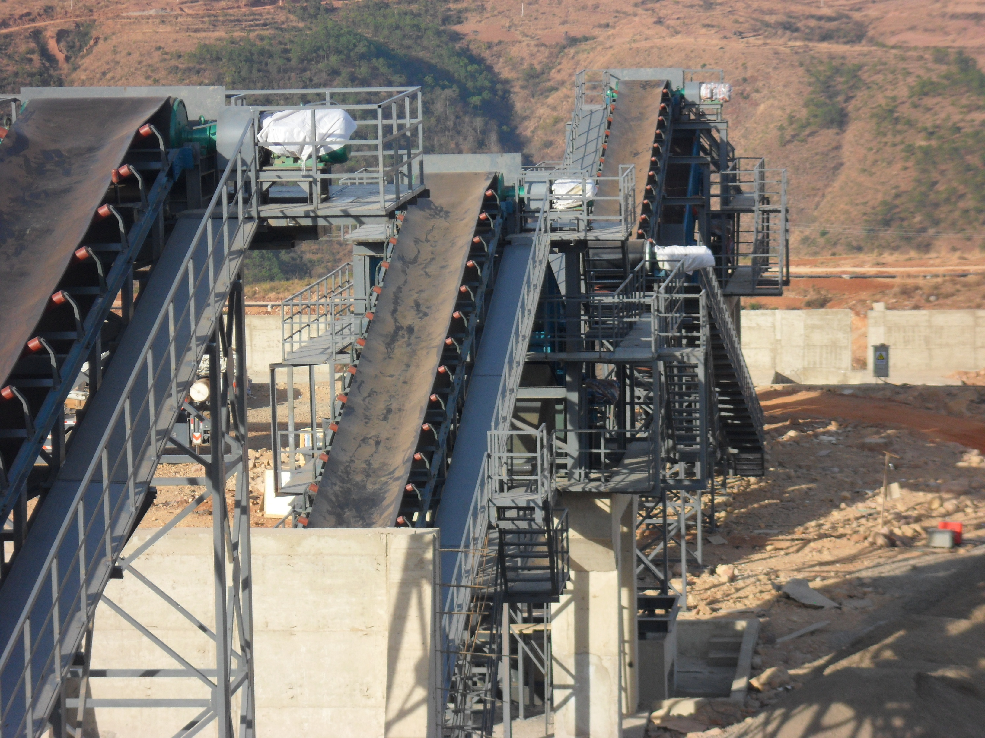 Steep And Even Vertical Conveying High-Strength U-Shape Steel Mining Conveyor