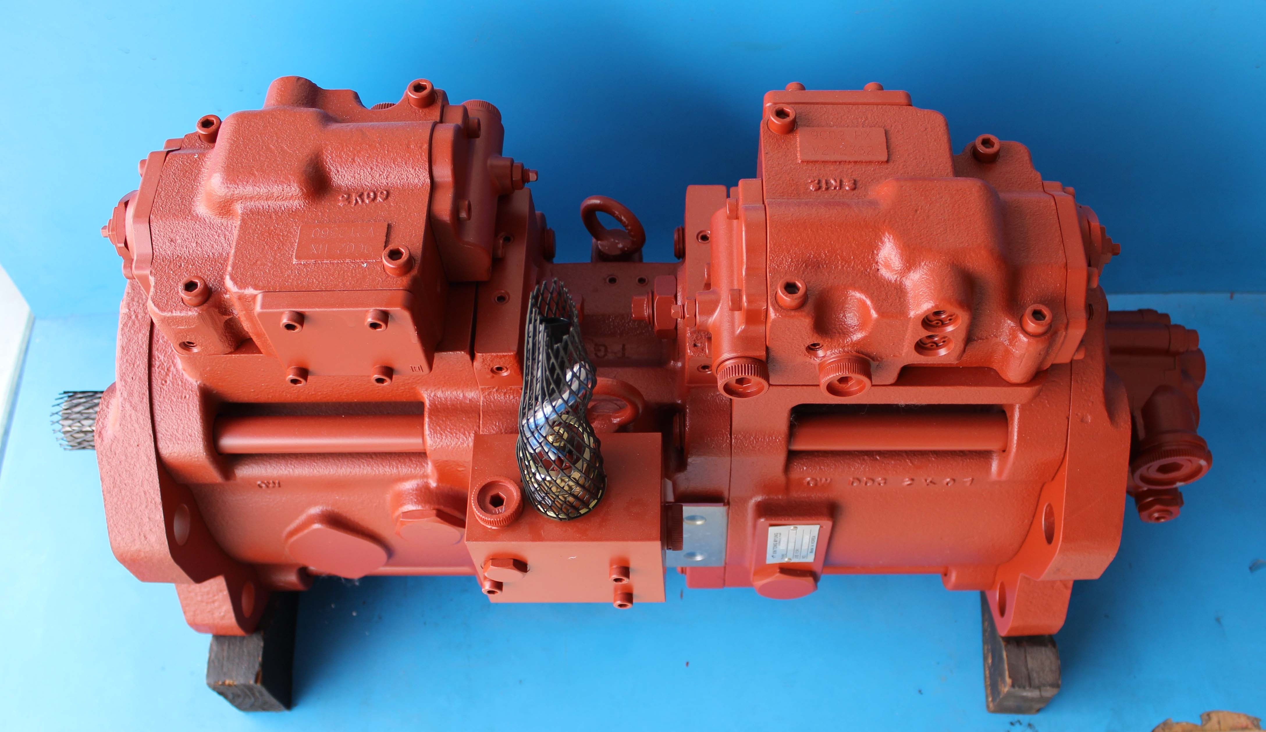 China Factory Main Hydraulic K3V112 Excavator Pump Parts for Kobelco SK200-8 Hyundai R210LC-7 31N6-10010 31N6-10051 31N6-10110