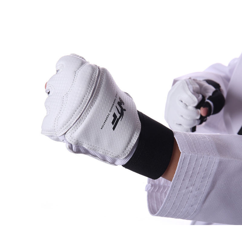 Adult/child Taekwondo Gloves of Finteness Equipment Hand Guard Protector of Boxing Gloves Pu/latex Gloves on with Martial Art