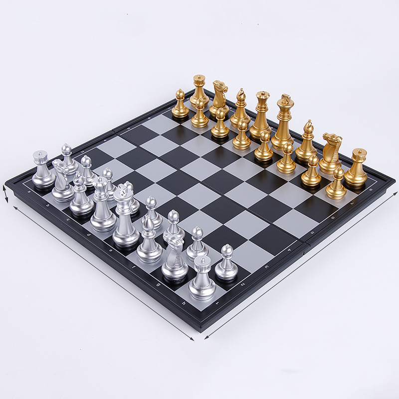 Hot Selling Gold And Silver Black And White Chess Pieces Magnetic Chess Folding Board Puzzle Board Games Toy Chess