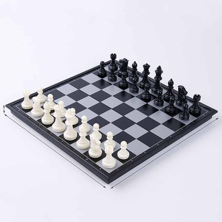 Hot Selling Gold And Silver Black And White Chess Pieces Magnetic Chess Folding Board Puzzle Board Games Toy Chess