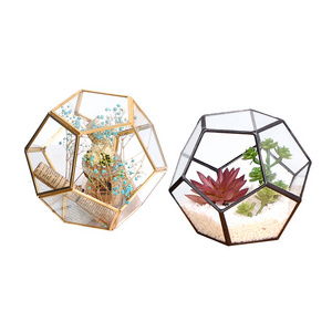 New product ideas 2021 valentines day gift glassware gift sets vase glass gold geometric terrarium for home wedding decoration