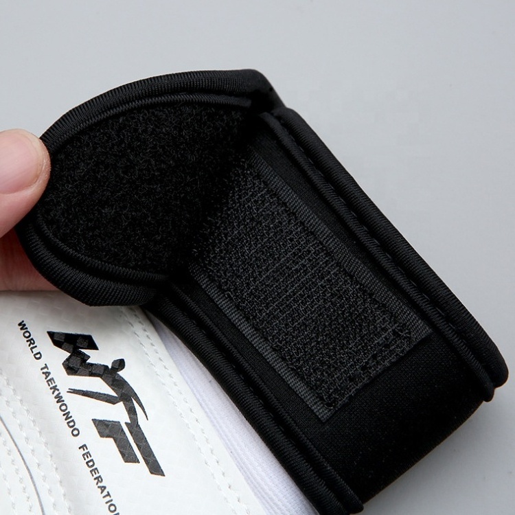 Customized WTF ITF Taekwondo Gloves Rubber Hand Gear Protector and Guard for Karate and Grappling