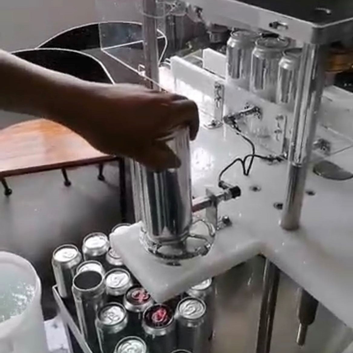 Hot sale price carbonated beverage canning equipment line plant automatic craft tin beer can filling machine