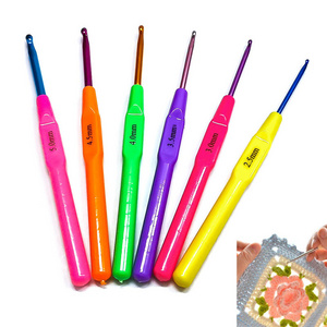 6 Sizes Colorful ABS Plastic WoolCrafts Weave Yarn Knitting Needles Weaving Tools Handle Crochet Hook Set for Arthritic Hands