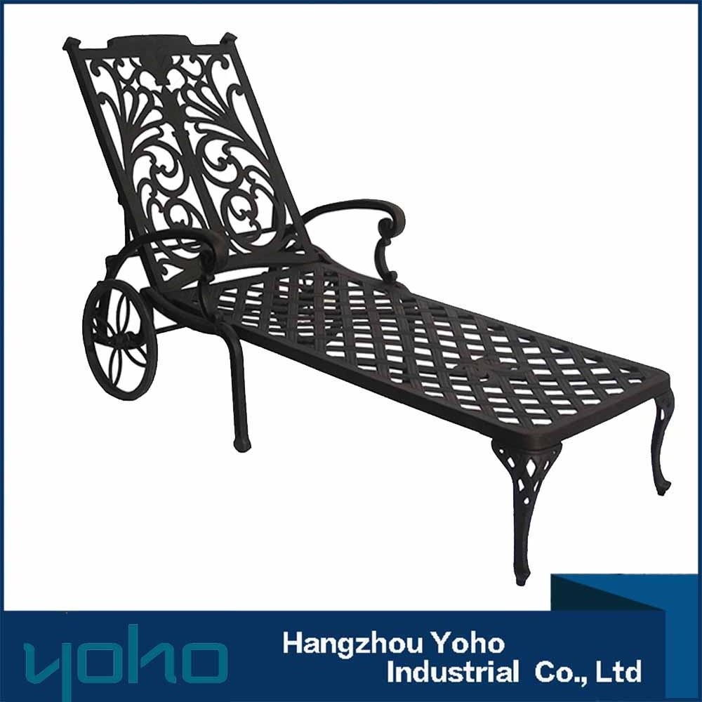 Modern Outdoor Metal Chaise Lounge Sun Lounger Cast Aluminum Outdoor Wheel Beach Outdoor Furniture Swimming Pool Chaise Lounge