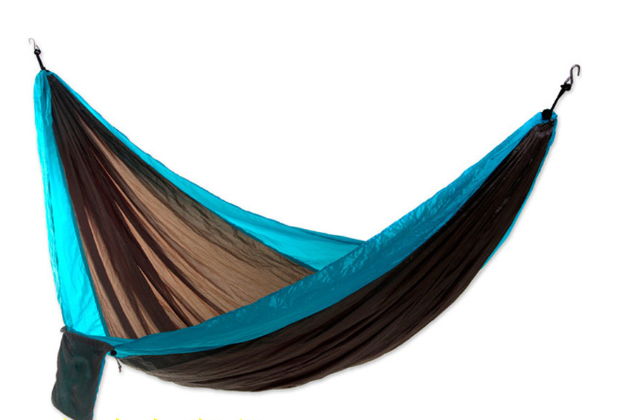 Portable hanging hammock bed camping garden patio hammock outdoor fabric hammock bed with wood bar