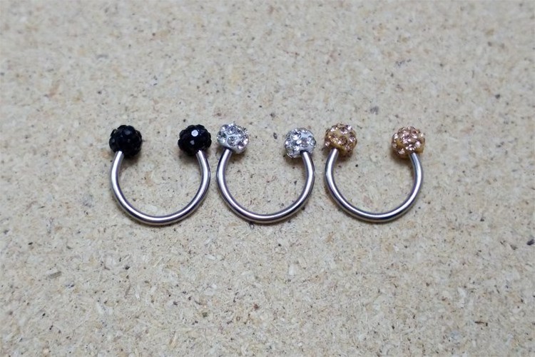 Hot Stainless Steel Multi CZ Crystal Ferido Horseshoe Piercing Nose Rings Screwed Nose Rings Body Piercing