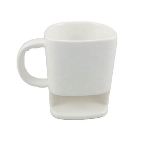 FAMA factory wholesale AB grade custom design white cookie pocket mug coffee ceramic mug with biscuit holder