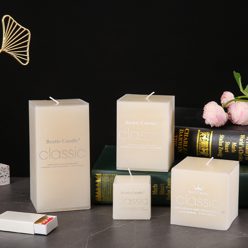 Wholesale Household Hotel Romantic and Tasteless Lighting Emergency White Pillar Candles