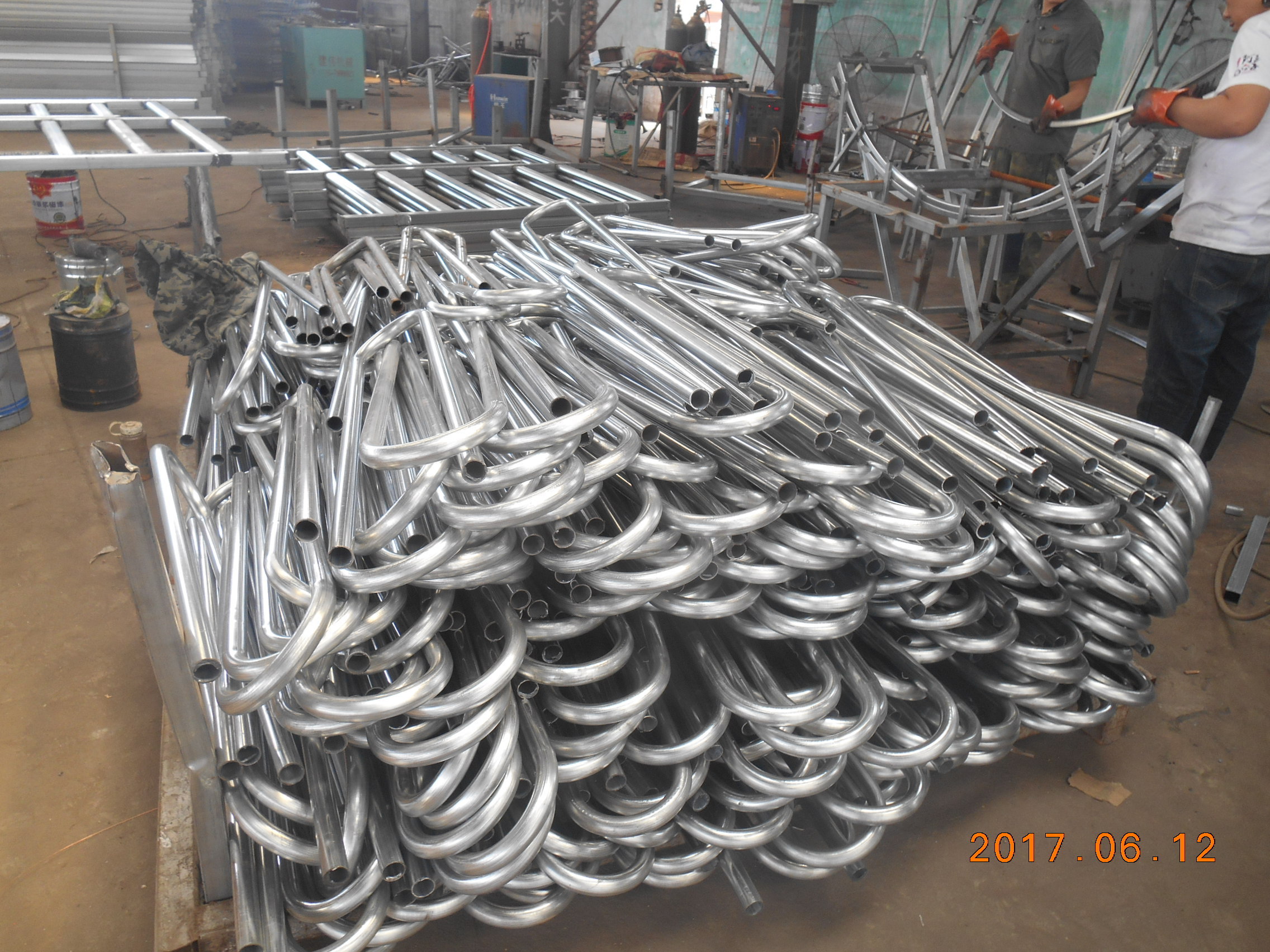 Steel tube welded galvanized removable portable cattle and sheep feeder is a hot seller in cattle farm yard