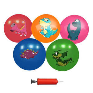 Custom 23cm PVC Colorful Cartoon Pattern Children Ball, Funny Outdoor Hand Racket Toy Mini Beach Water Inflatable Ball for Kids