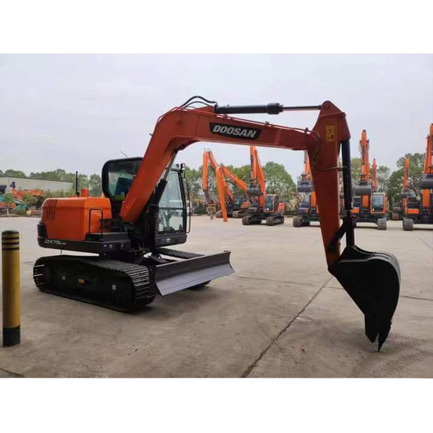 used excavator doosan dx 75  original korea doosan 7 ton mini bagger preise doosan crawler excavator